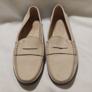 Tod's Women's Pale Yellow Preppy Penny Loafer Driving Moc Shoes